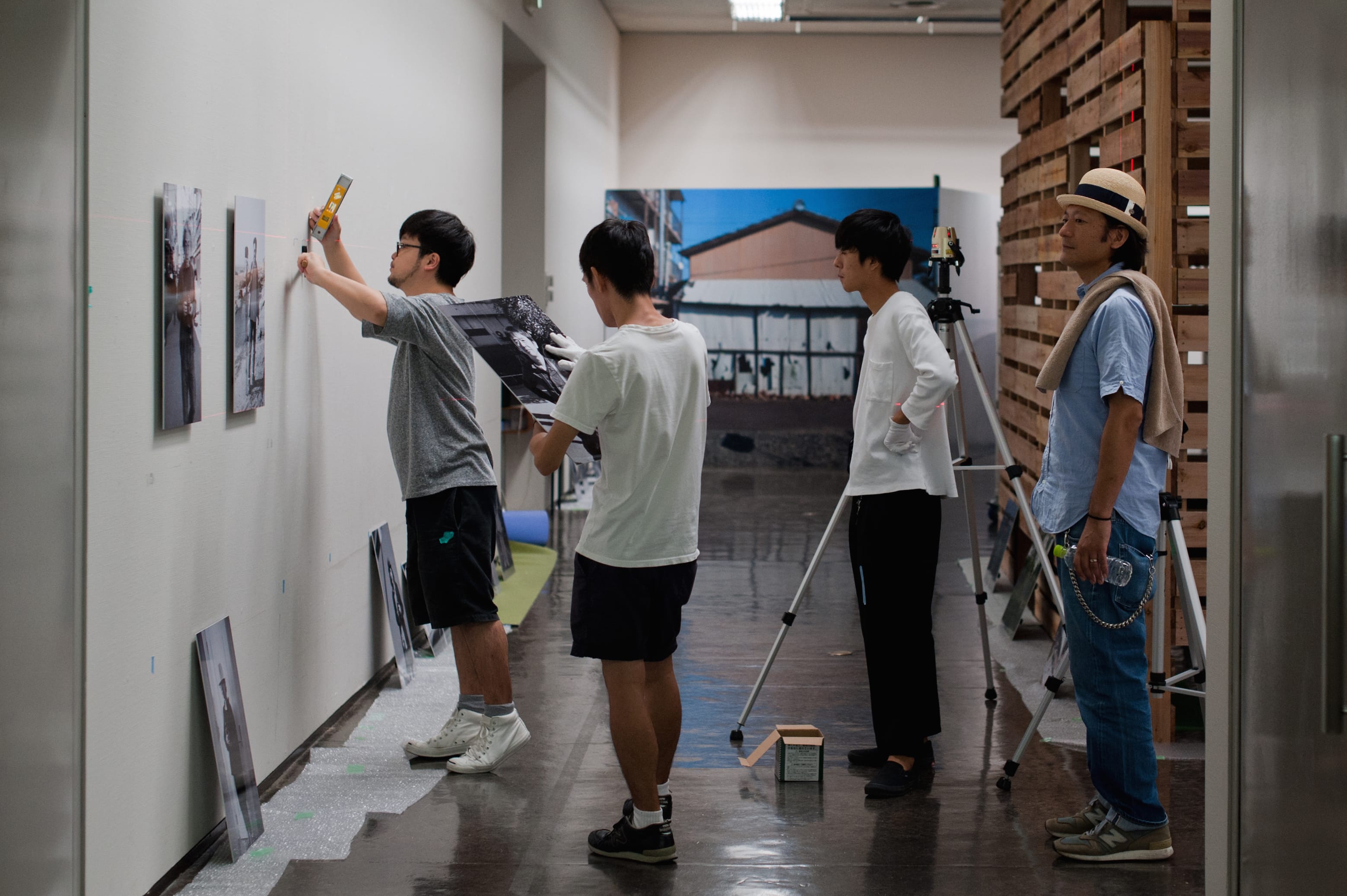 浜松市美術館にて9月5日から始まる展覧会「Come & Go」の設営風景。